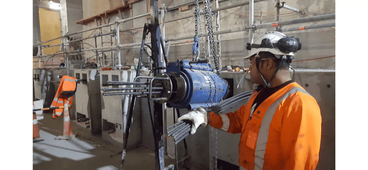 Central Post Office of Auckland - Building reinforcement by post-tensioning