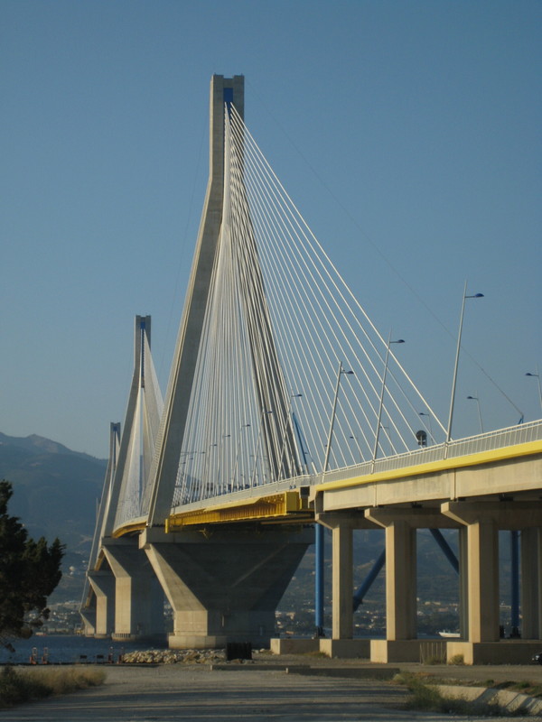 Rion Antirion cable-stayed bridge lightning protection