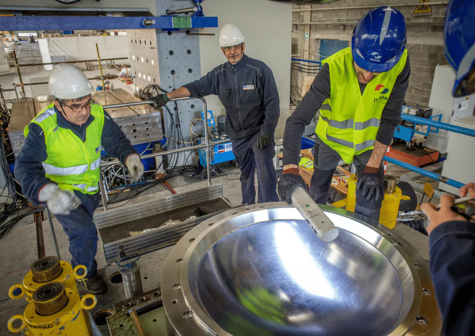 ITER-Crysostat-Test-Track-Credit- Jean-marie HURON1