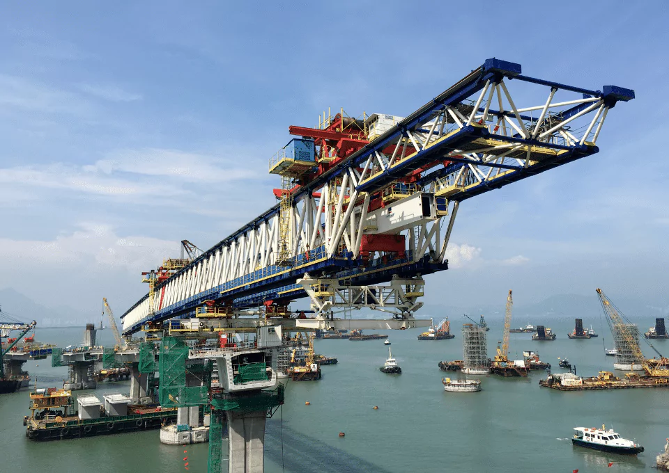 TMCLK link - balanced cantilever erection with launching gantry