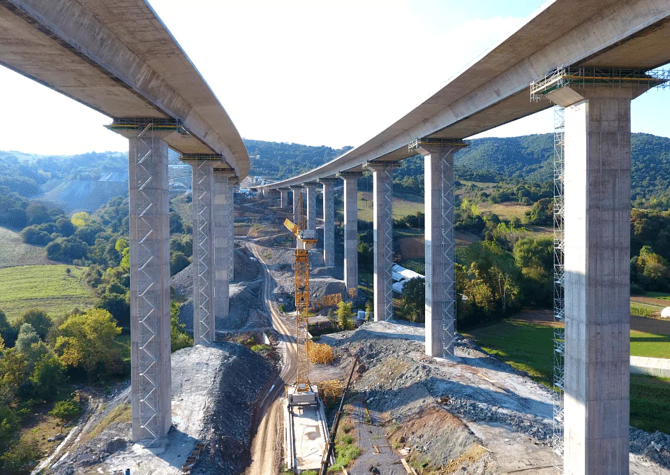 Cayirköy viaduct - Preparation for the incremental launching method