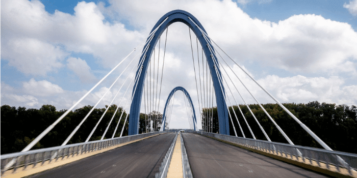 Tisza bridge_Hungary-Multihole saddle-Locally cohesive strand