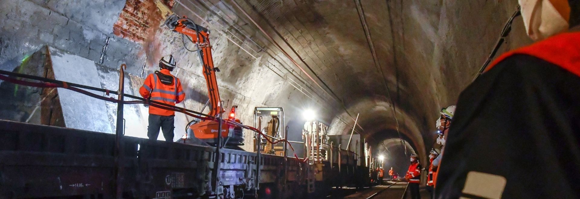 Tunnels and culverts repair and reinforcement solutions
