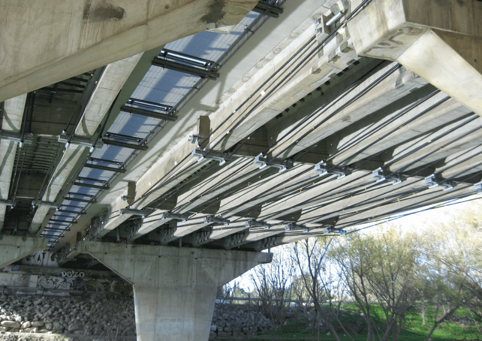 Bridge - External post-tensioning